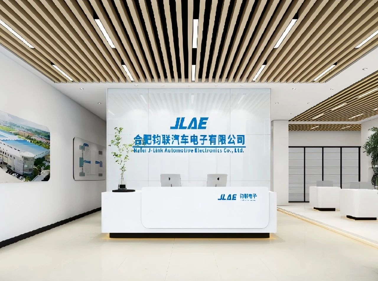 岳阳市经开区党工委书记、管委会主任秦了望一行赴意昂官网电子调研
